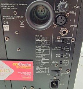 6-6-169180-1-Altavoces HiFi Monitor Yamaha HS50M(pareja) 2