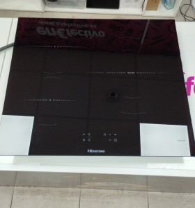 6-6-164061-1-Placa Induccion Hisense Hi6311bsce
