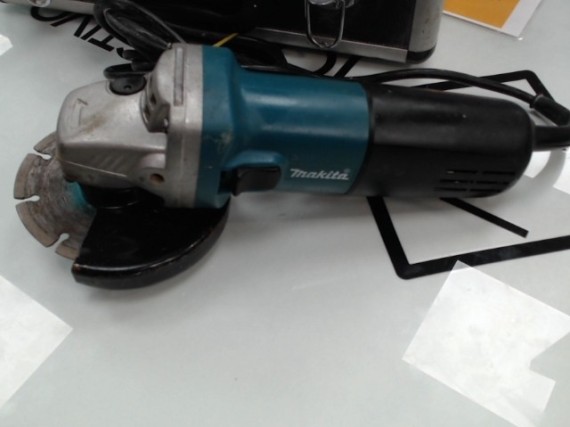 6-6-168963-1-Radial Makita 9554nb