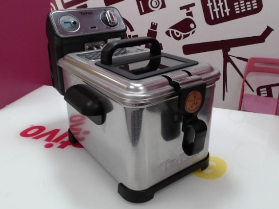 6-6-168136-5-Freidora Tefal 3L