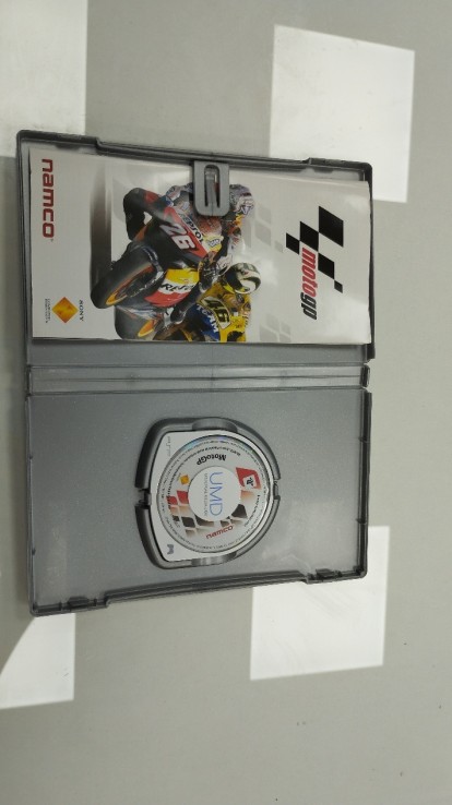 6-6-158496-2-Videojuego PSP Mmoto gp 