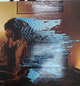 6-6-168406-1-Coleccionismo musical Pyramid