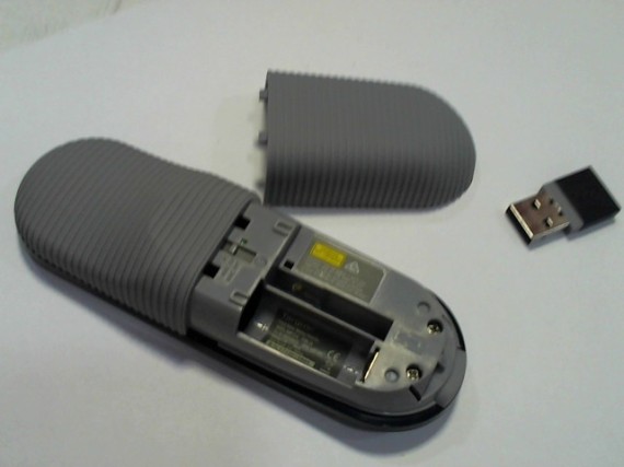 6-6-125211-2-Targus AMP13US Laser Presentation Remote