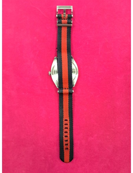 6-6-165470-3-Reloj Alta Gama Caballero Gucci YA142304