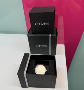 6-9-67684-1-Reloj Pulsera Premium Caballero Citizen NJ0110-18A