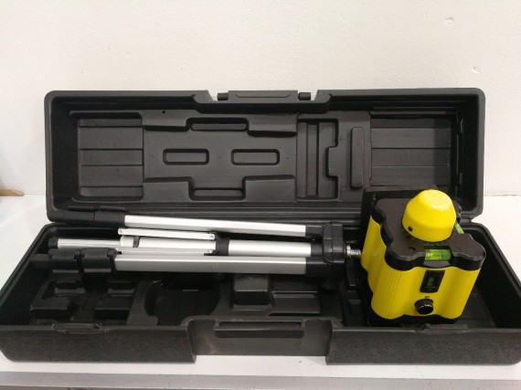 6-6-147242-1-Herramienta Especializada Silverline Nivel Láser Giratorio Alcance 30 M 