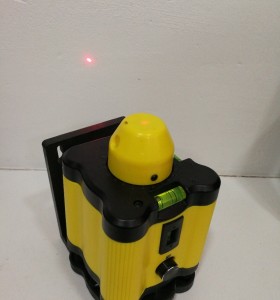 6-6-147242-1-Herramienta Especializada Silverline Nivel Láser Giratorio Alcance 30 M  2