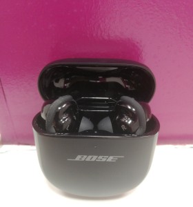 6-6-158722-1-Auriculares In-ear Bose Quietcomfort Ultra