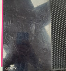 6-6-167084-1-Consola Xbox One 2