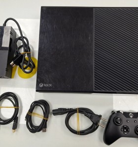 6-6-168102-1-Consola Xbox One Fat 500GB