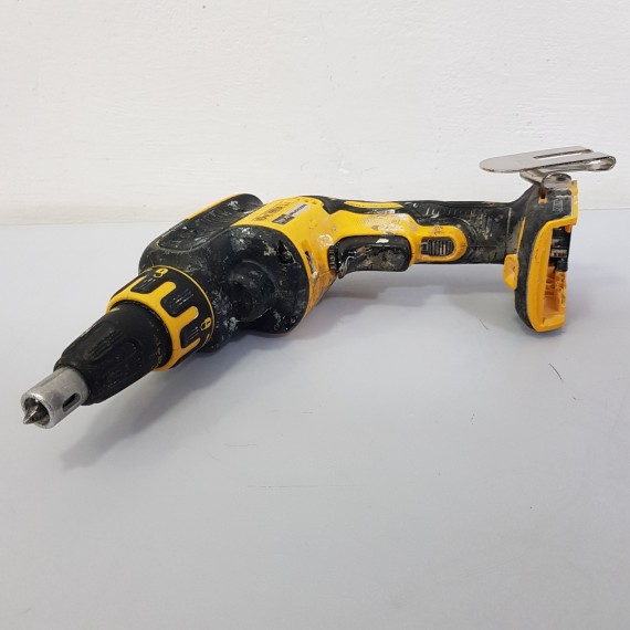 6-8-63856-4-Atornillador A Bateria Dewalt DCF620 (Sin bateria)