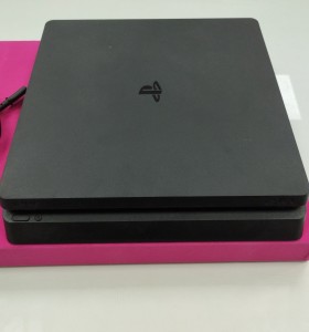 6-6-163207-1-Consola PS4 500GB(sin Mando) 2