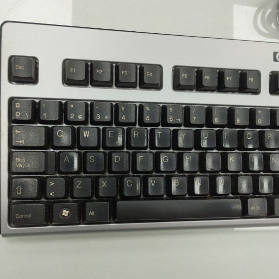 6-6-165029-2-Teclado Alfanumérico HP KUS0133
