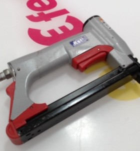 6-6-169224-1-Grapadora Cercados Neumatica KST FS016B