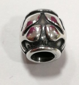 6-6-147482-1-Joyería Charms Pandora 2