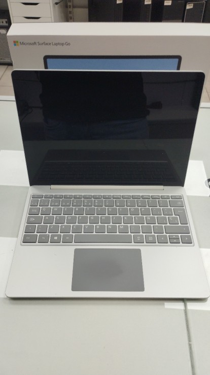 6-6-157769-1-Ordenador portátil surface laptop go i5 1035g1 4Ram 57Gb
