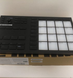 6-6-158755-1-Controlador Maschine Mikro Mk3