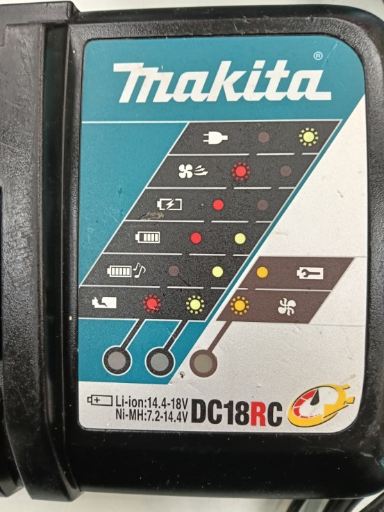 6-6-162622-2-Taladro A Bateria Martillo Makita DHR 202
