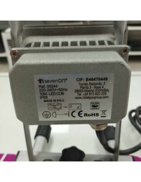 6-6-162640-2-Foco Par Sevenon