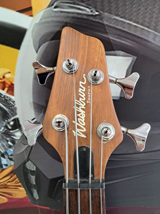 6-6-167253-4-Bajo Electrico Wasburn Taurus T24