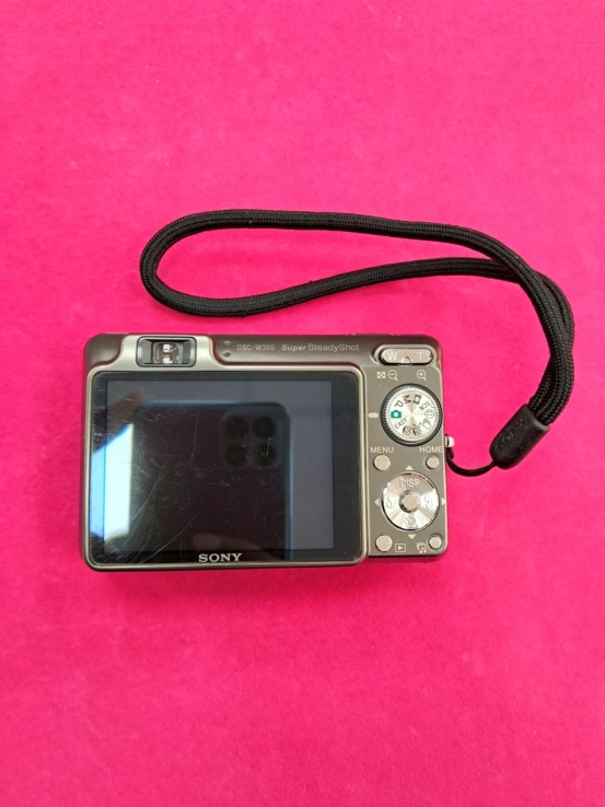 6-6-168787-2-Cámara Digital Compacta Sony Cyber-shot 13.6 MP