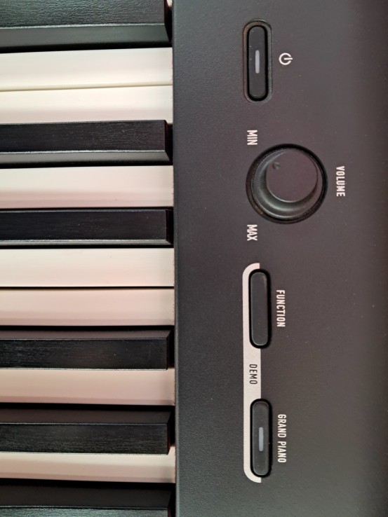 6-6-169182-9-Piano Casio CDP S100 88 Teclassoporte