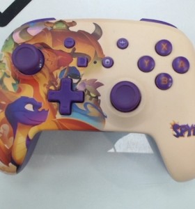 6-6-165485-1-Mando Nintendo Switch Spyro