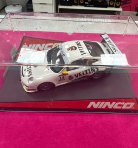 6-6-168021-1-Vehiculo Juguete Scalextric Porsche 997 Veltins Slot Car