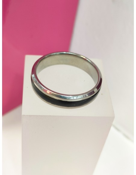 6-9-75829-1-Anillo acero plateado con linea negra T23