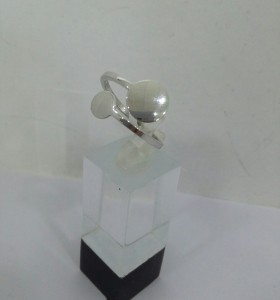 6-6-108579-1-anillo de plata 