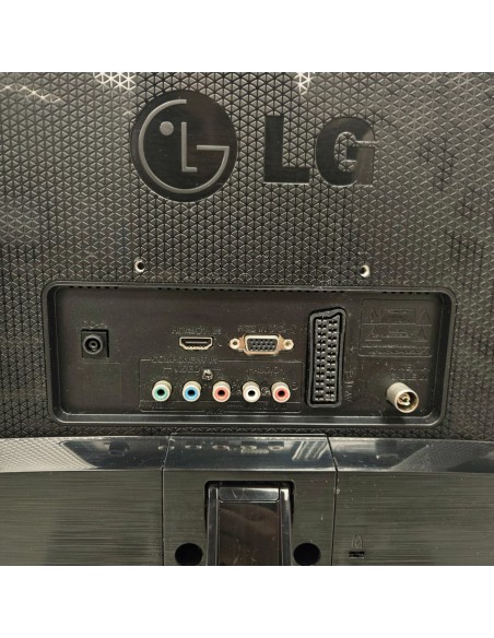 8-8-78332-3-Televisor LED LG M2232D