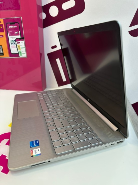 9-9-76103-4-Ordenador portátil hp 15sfq2002ns intel core i5-1135g7 16gb ram 1tb ssd 