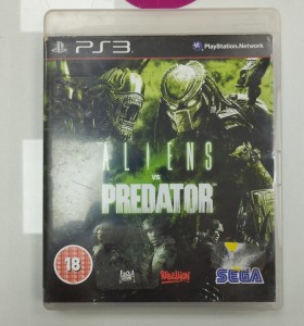 6-6-162451-1-Videojuego PS3 Aliens vs predator