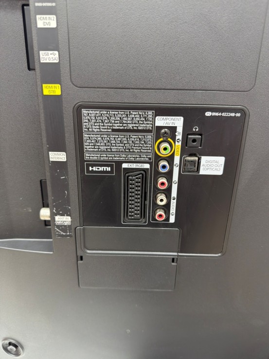 8-8-75187-6-Televisor LED Samsung UE42F5000AW 