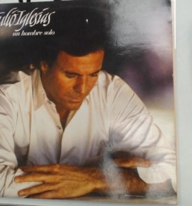 6-6-168410-1-Coleccionismo musical julio iglesia un hombre solo