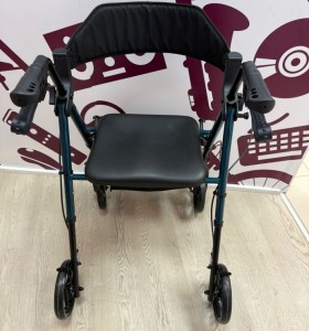 9-9-77804-1-Andador Vocic