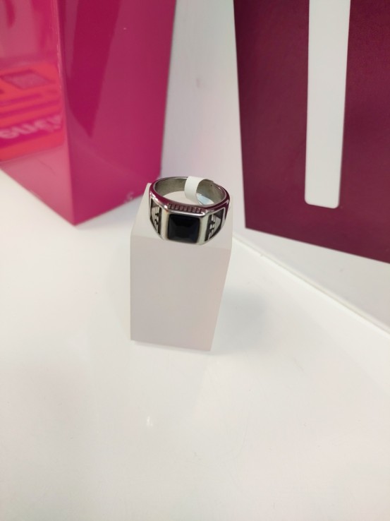 9-9-75476-1-Anillo acero plateado con piedra cuadrada negra T21