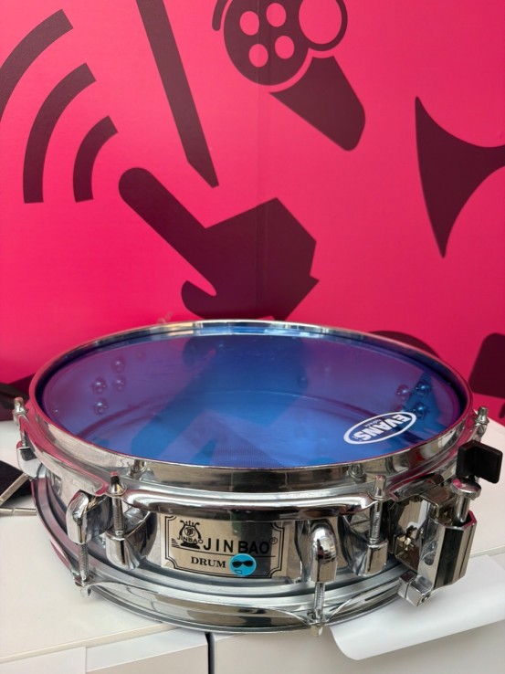 8-8-78011-2-Tambor jinbao Drum 1055j con parche Evans hydraulic