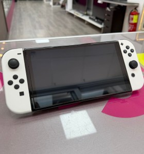 7-7-85630-1-Consola Nintendo Switch Switch Oled Blanca 2