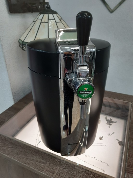 1-1-241280-1-Frigorifico TIRADOR DE CERVEZA MARCA KRUPS VB5120 NEGRO