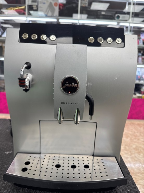 1-1-264214-1-Cafetera JURA IMPRESSA Z5 