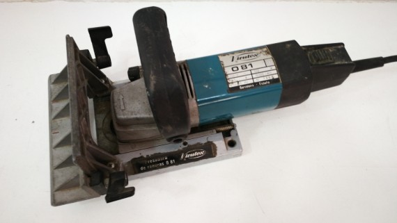 1-1-190304-1-FRESADORA ENSAMBLADORA GALLETADORA VIRUTEX AB111N