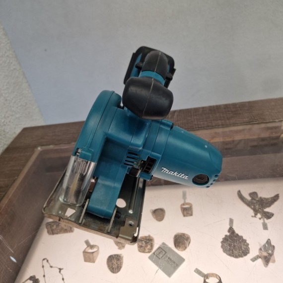 1-1-247035-3-Sierra Circular Makita DCS550Z a batería de 18V Li disco de 136 mm 