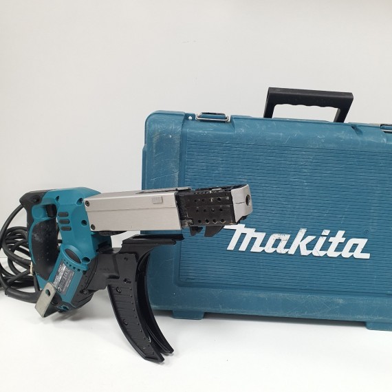 1-1-255977-1-Atornillador Makita 6843-240V - Atornilladora 