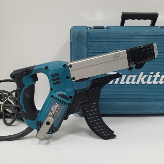 1-1-255977-2-Atornillador Makita 6843-240V - Atornilladora 