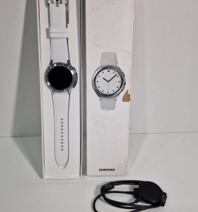 1-1-236877-1-Smartwatch Samsung Watch4 Classic 42mm 2