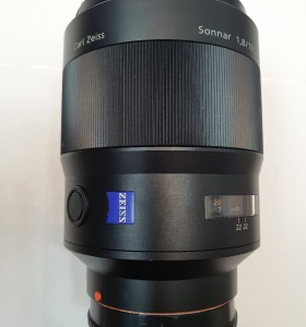 1-1-189792-1-Objetivo sony MOD-sal135f18z 2
