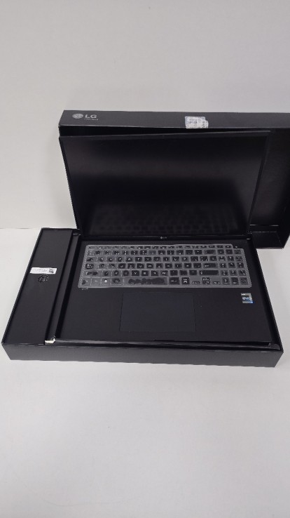 1-1-242948-1-Ordenador Portátil LG Gram 16Z90Q-G.AP75B Intel Core I7-1260P 16GB 512GB SSD 16 