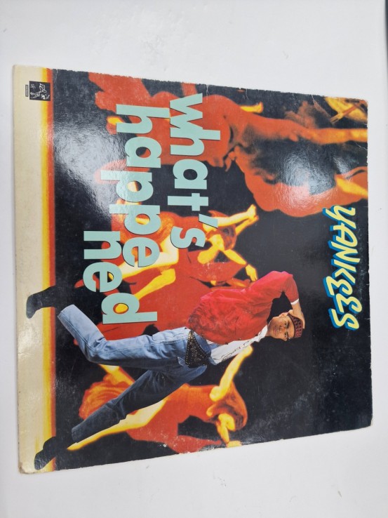 1-1-218038-1-Vinilo yankees What's happened
