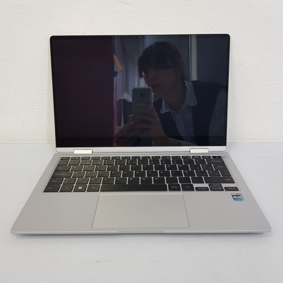1-8-55317-1-Ordenador portátil Samsung NP730QED 8 256Gb Intelcorei5 Intel Iris Xe Graphics